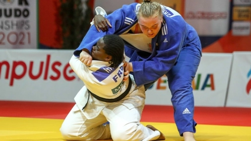 J4 CHAMPIONNATS DU MONDE JUNIORS : CORALIE HAYME CHAMPIONNE DU MONDE, LÉA FONTAINE EN BRONZE